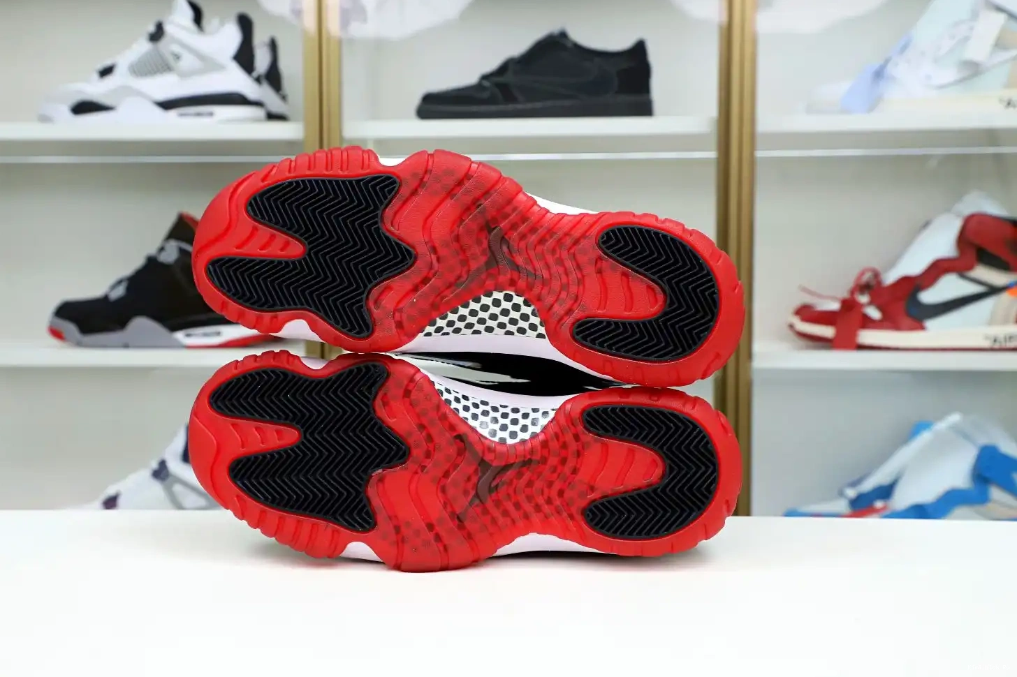 2019 'BRED' Kimikick JORDAN RETRO AIR 11 0805